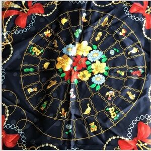 Basile hand rolled women  Silk Écharpe/scarf gorgeous print & colours